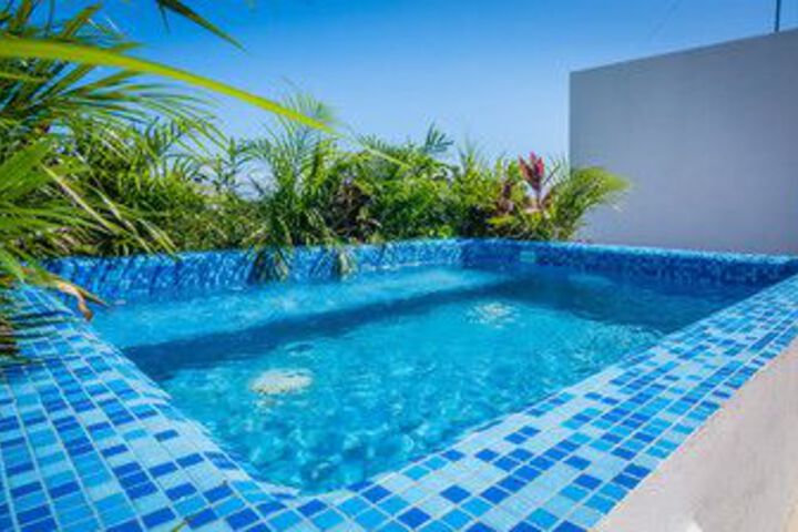 Pool 38 of 45