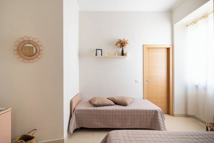 Room 16 of 49