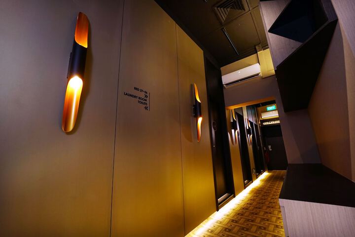 Ballroom/Hall 27 of 29