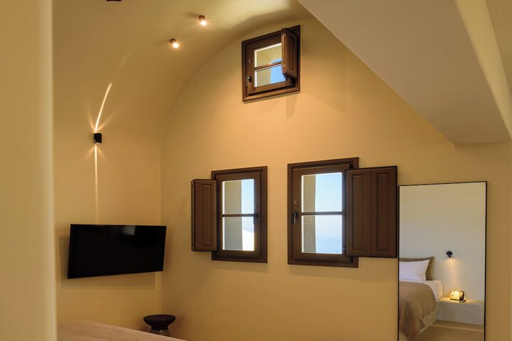 Room 47 of 189