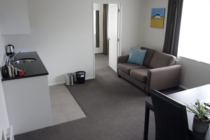 Room 45 of 76