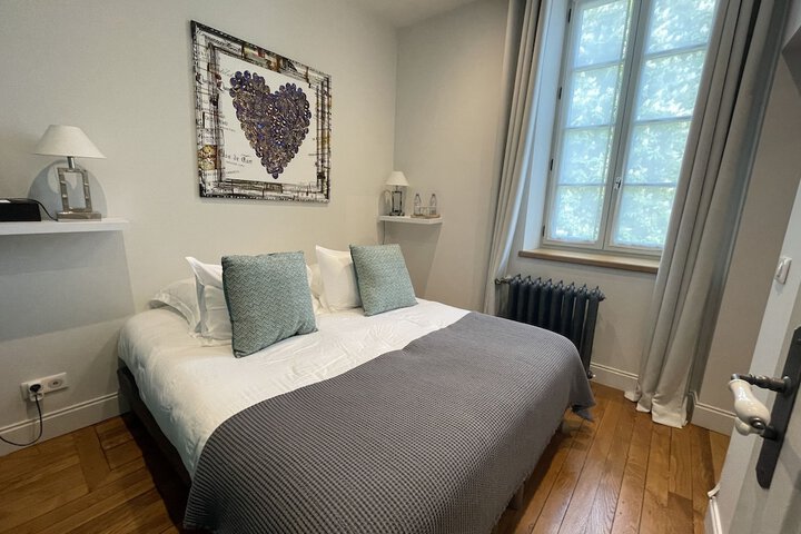 Room 7 of 50