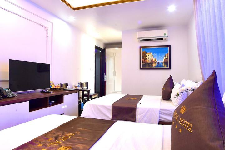 Room 7 of 29