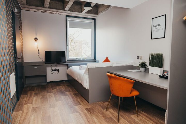 Room 28 of 56