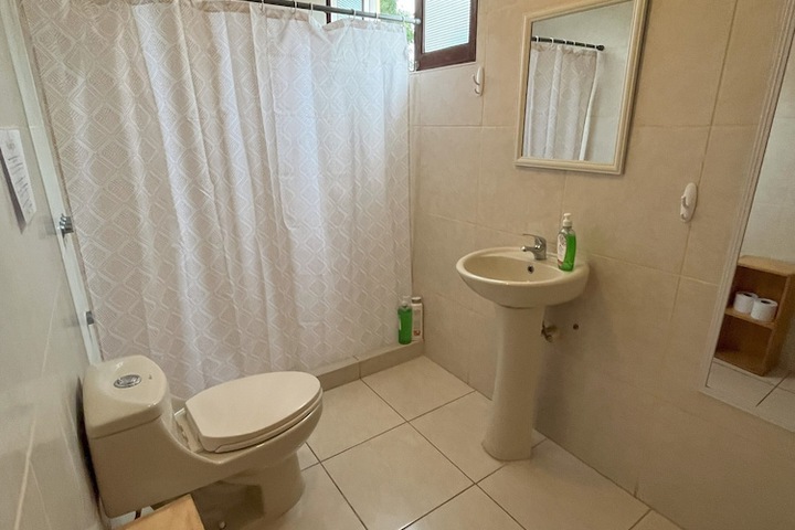 Room 115 of 178