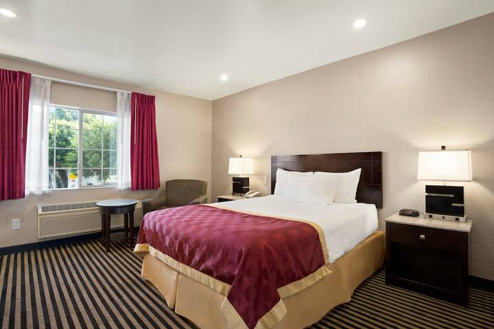 Room 7 of 29
