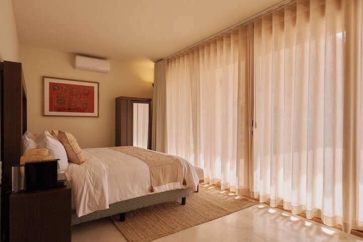 Room 18 of 47
