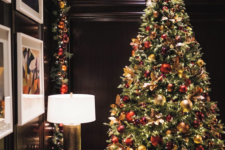 Hotel Interior 7 of 100