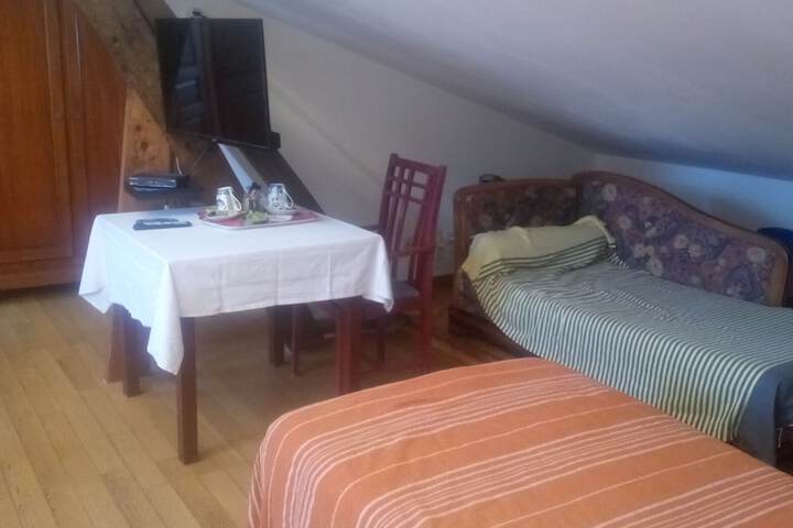 Room amenity