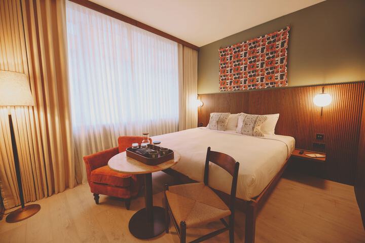Room 17 of 63