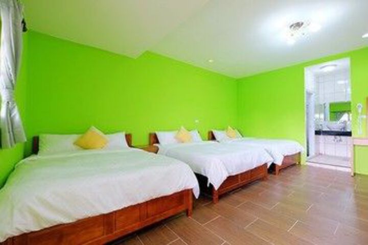 Room 14 of 26