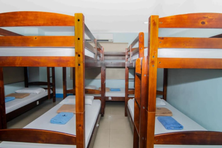 Room 12 of 37
