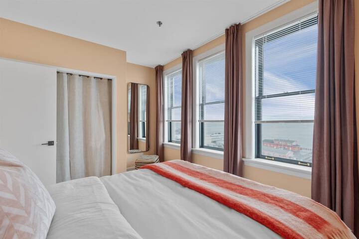 Room 62 of 172