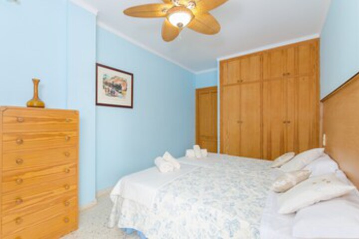 Room 35 of 48