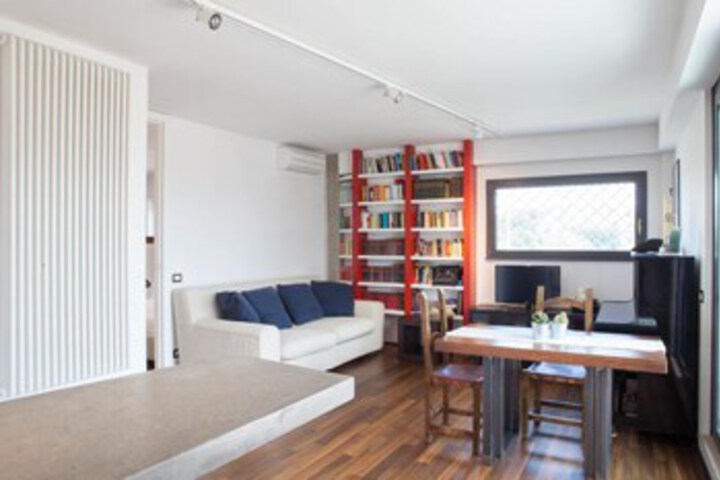 Room 9 of 22