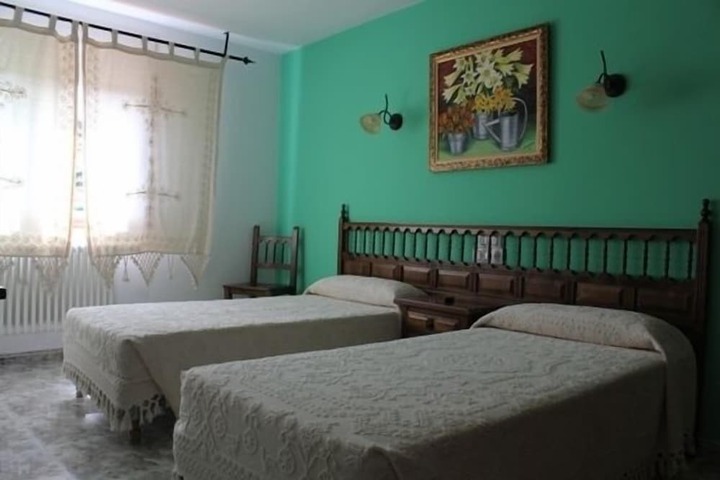 Room 3 of 36