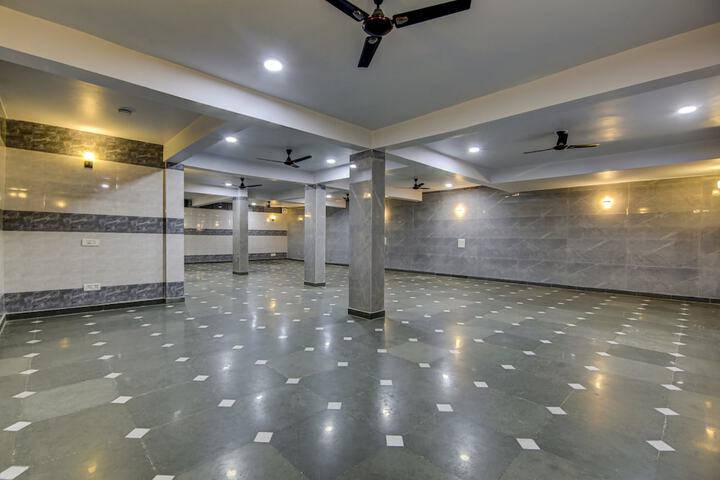 Ballroom/Hall 40 of 46