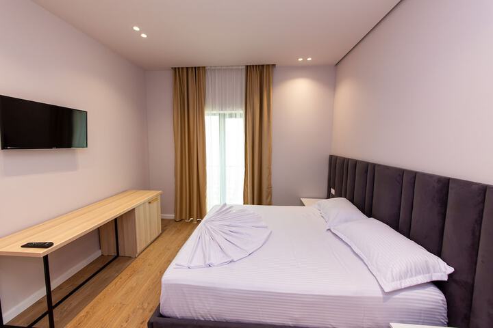 Room 18 of 73