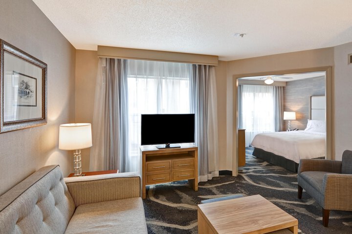 Room 6 of 40