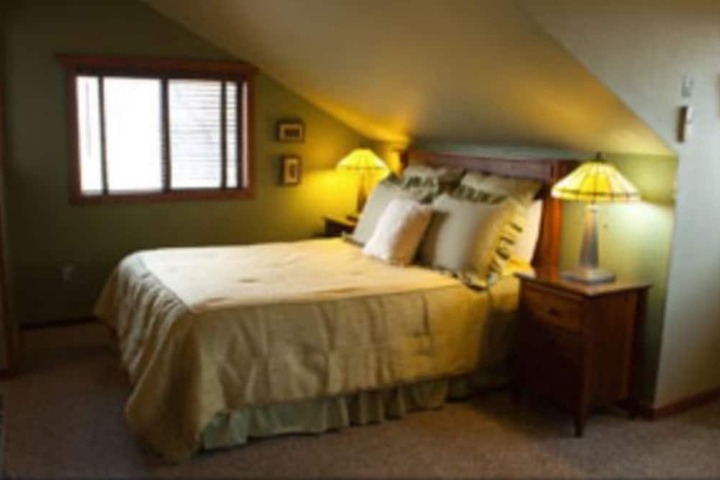 Room 5 of 150