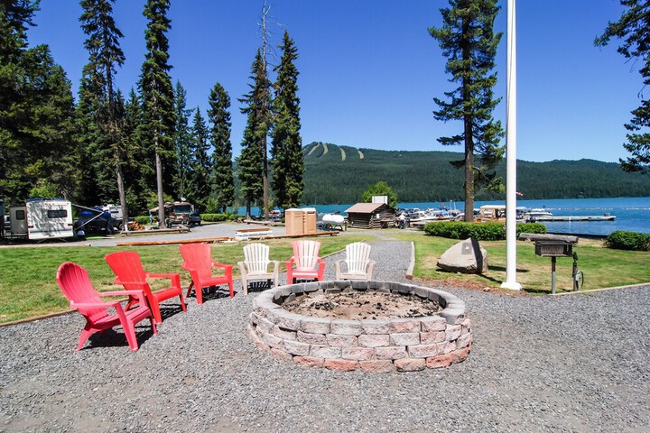 Property Grounds 86 of 147