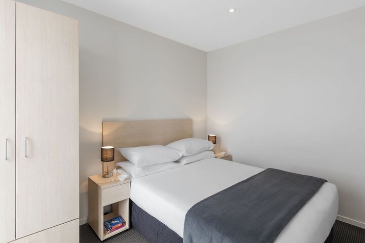 Room 3 of 36