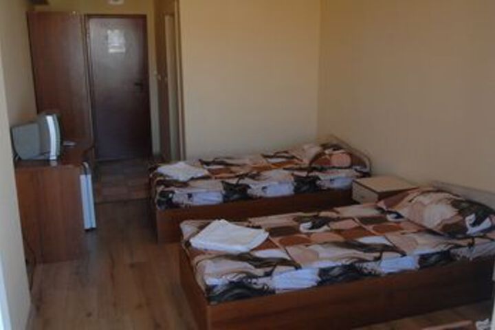 Room 26 of 58