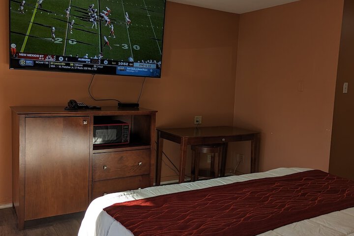 Room 10 of 25