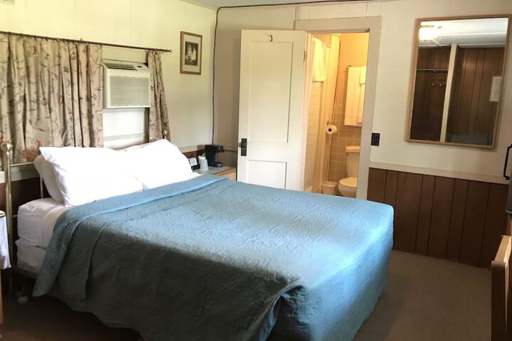 Room 14 of 61