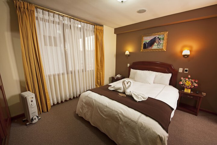 Room 10 of 26