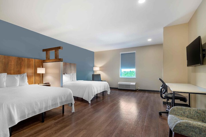 Room 14 of 33