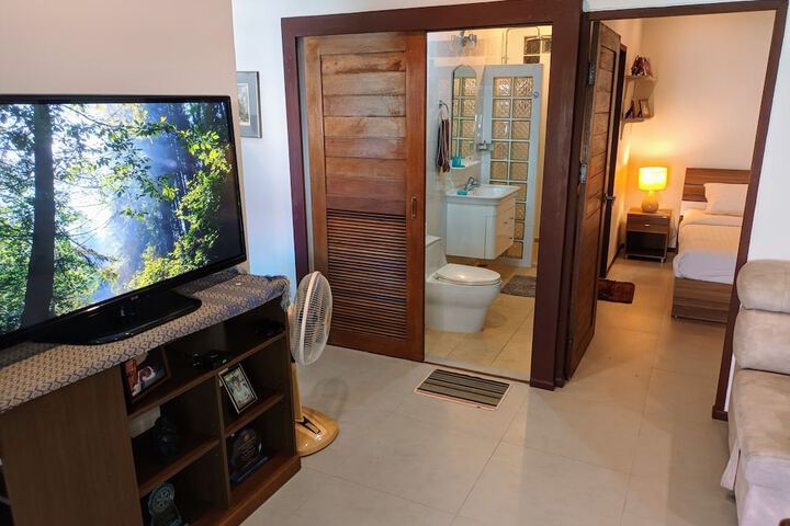Room 4 of 15