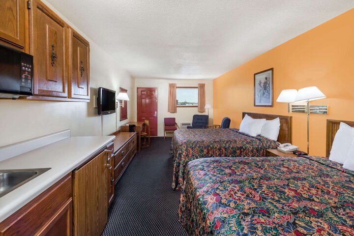 Room 20 of 35
