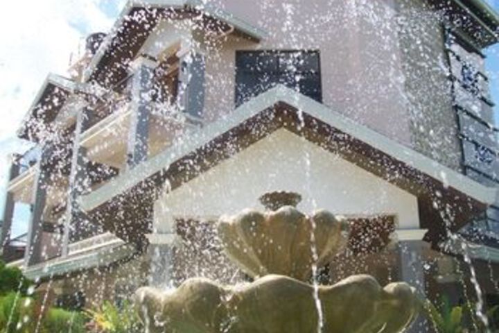 Exterior Photo