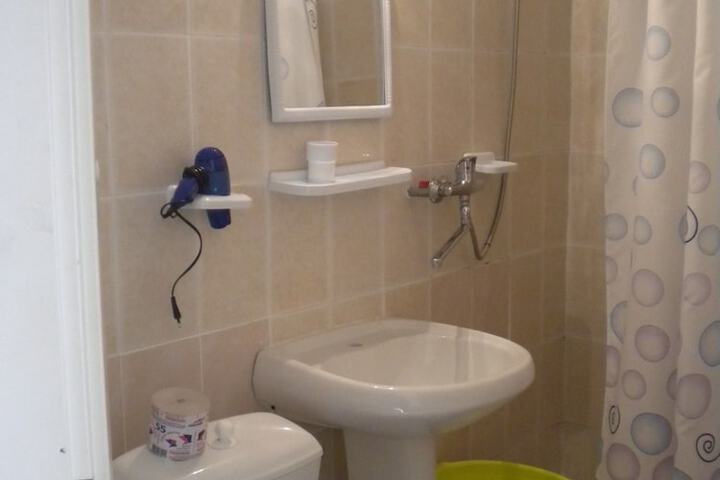 Room 15 of 47