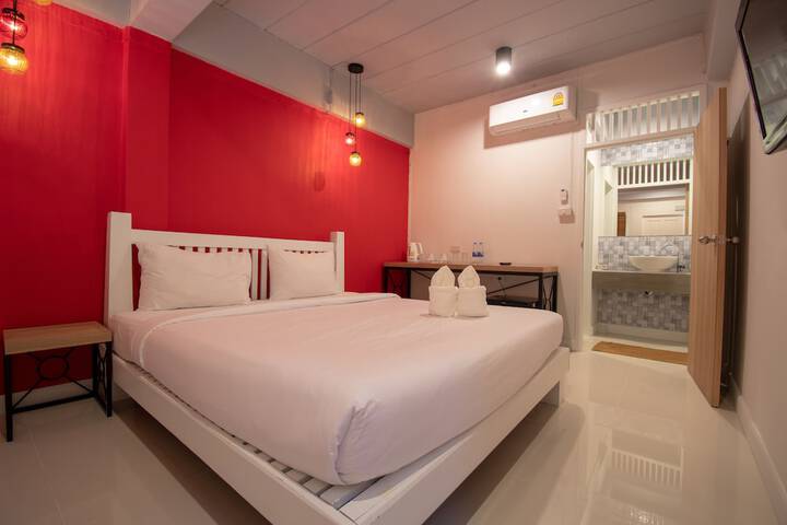 Room 4 of 34