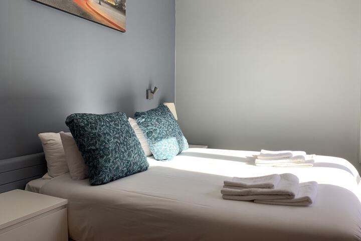 Room 13 of 23