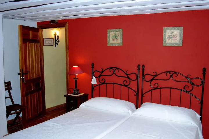 Room 7 of 22