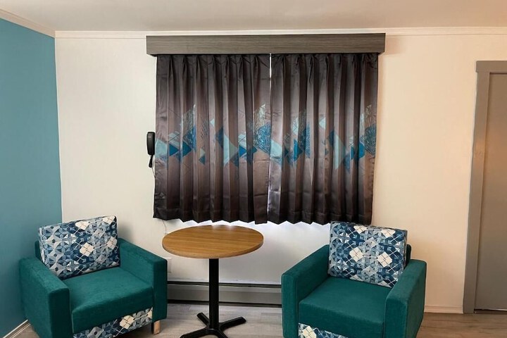 Room 15 of 42