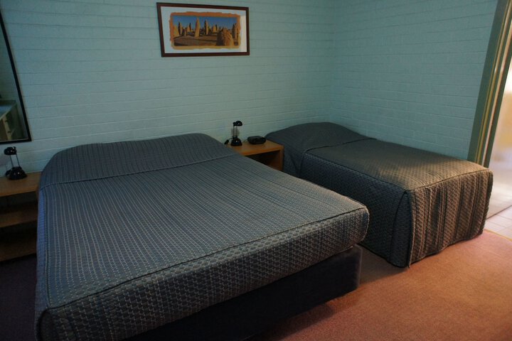 Room 8 of 65