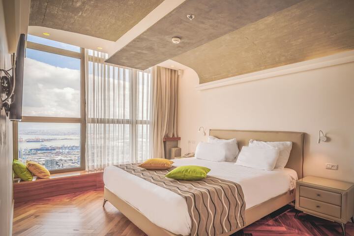 Room 18 of 45