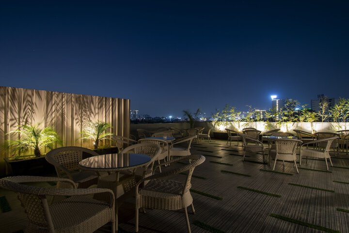 Terrace/Patio 45 of 48