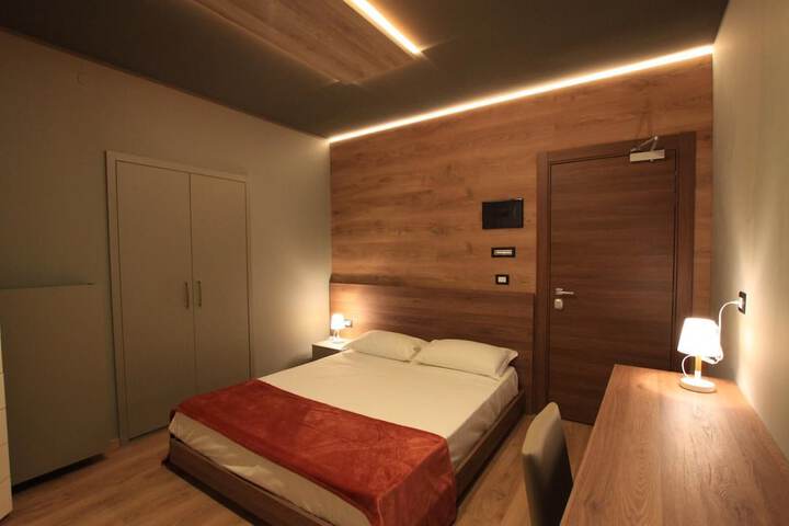 Room 7 of 36