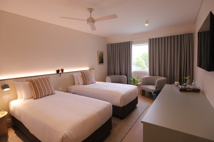 Room 5 of 41
