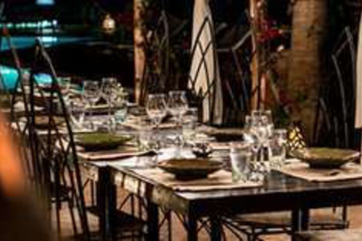 Dining 49 of 61