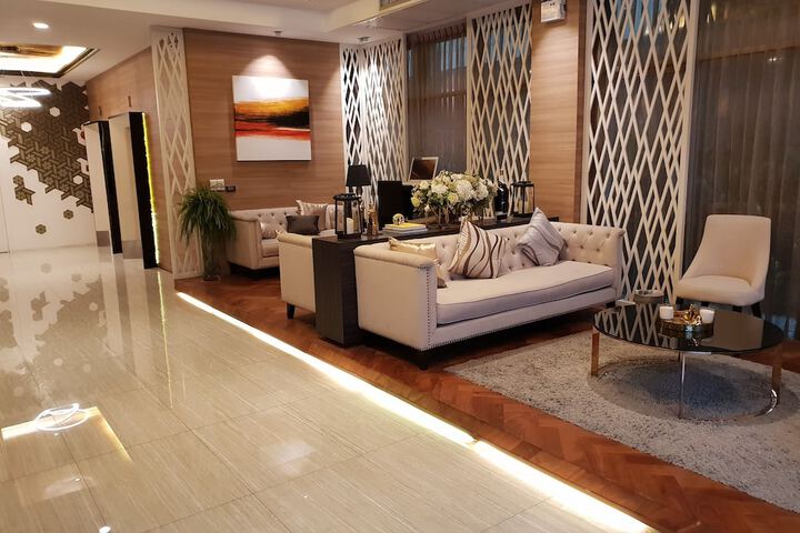Guest Lobby