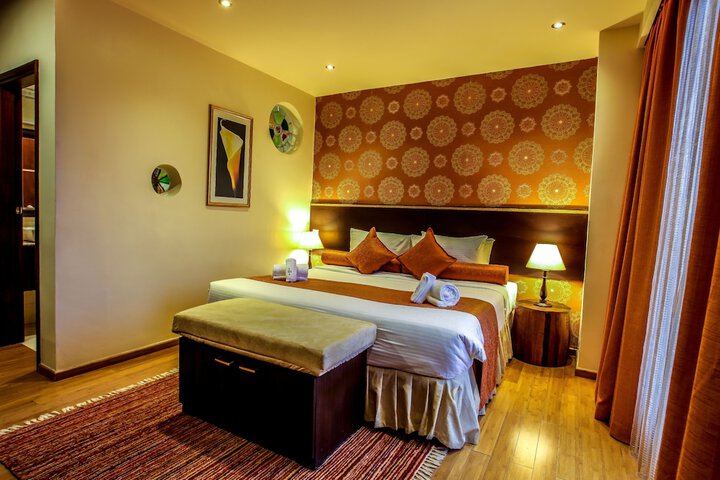 Room 9 of 39
