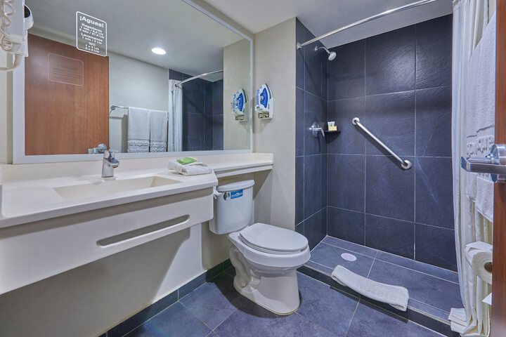 Room 20 of 47