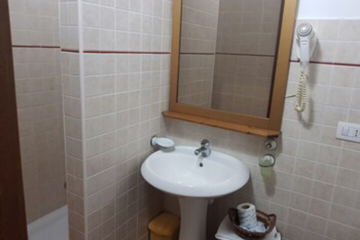 Room 15 of 55
