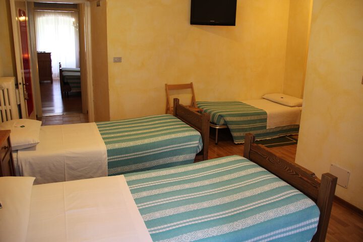 Room 9 of 56